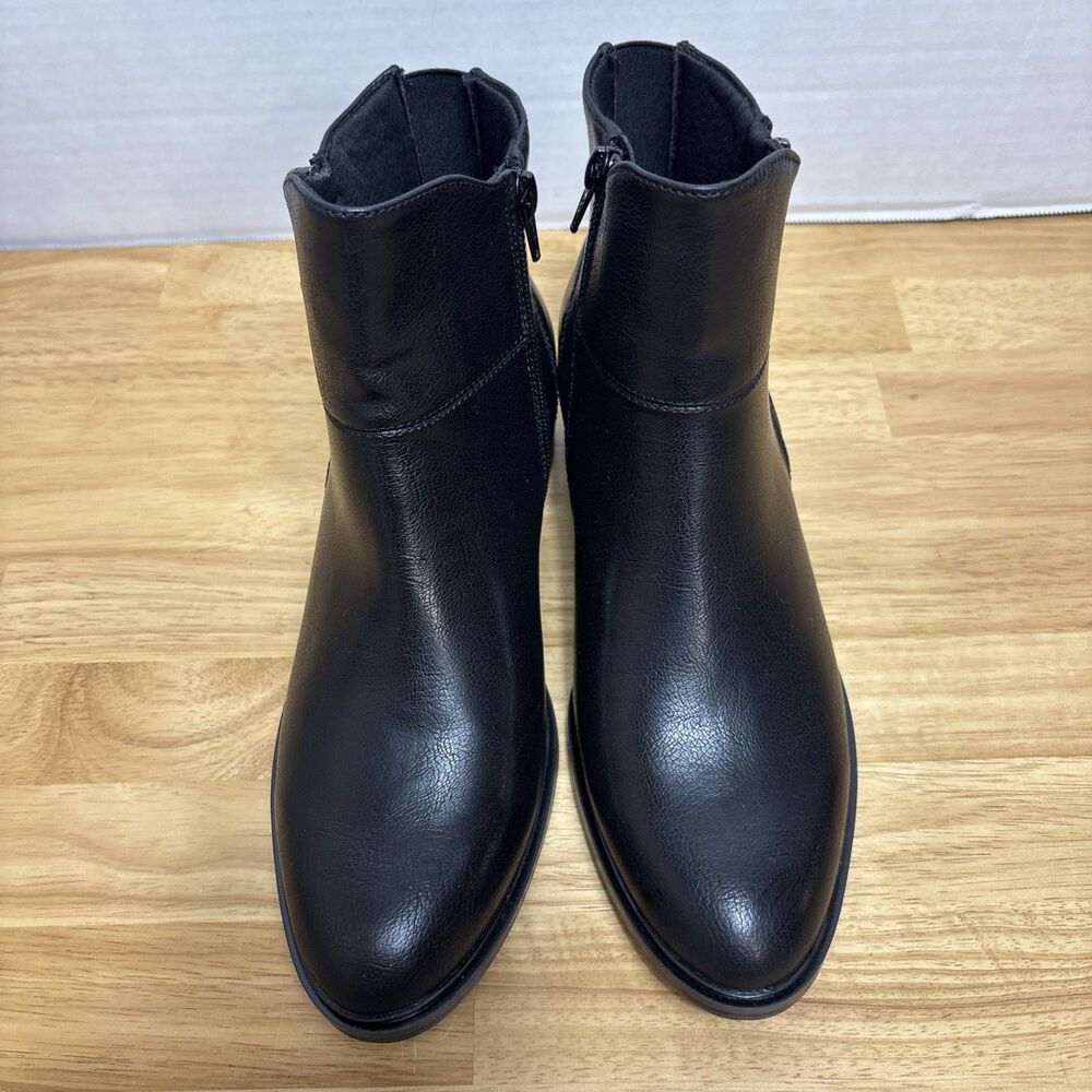 Baretrap Woman’s Chelsea Boots Size 7.5 Black Side Zip Round Toe Alona Ankle NEW